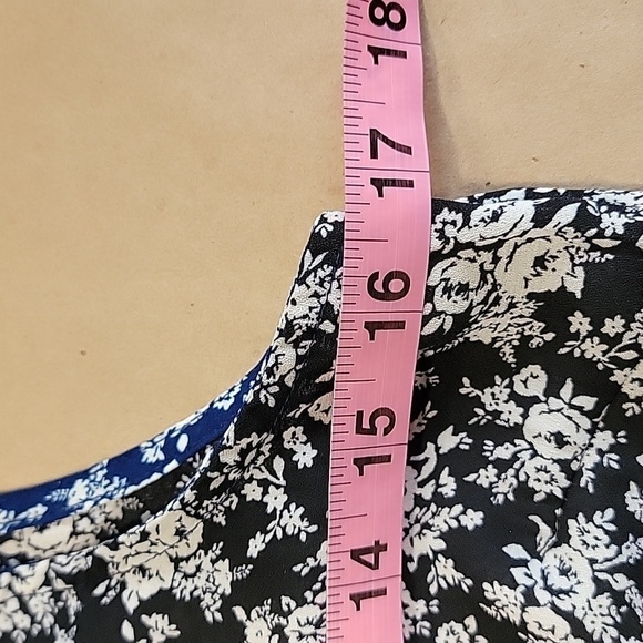 Skies are Blue Size XSP Black Blue Sleeveless Blouse, Exc. Used Condition - Picture 7 of 11